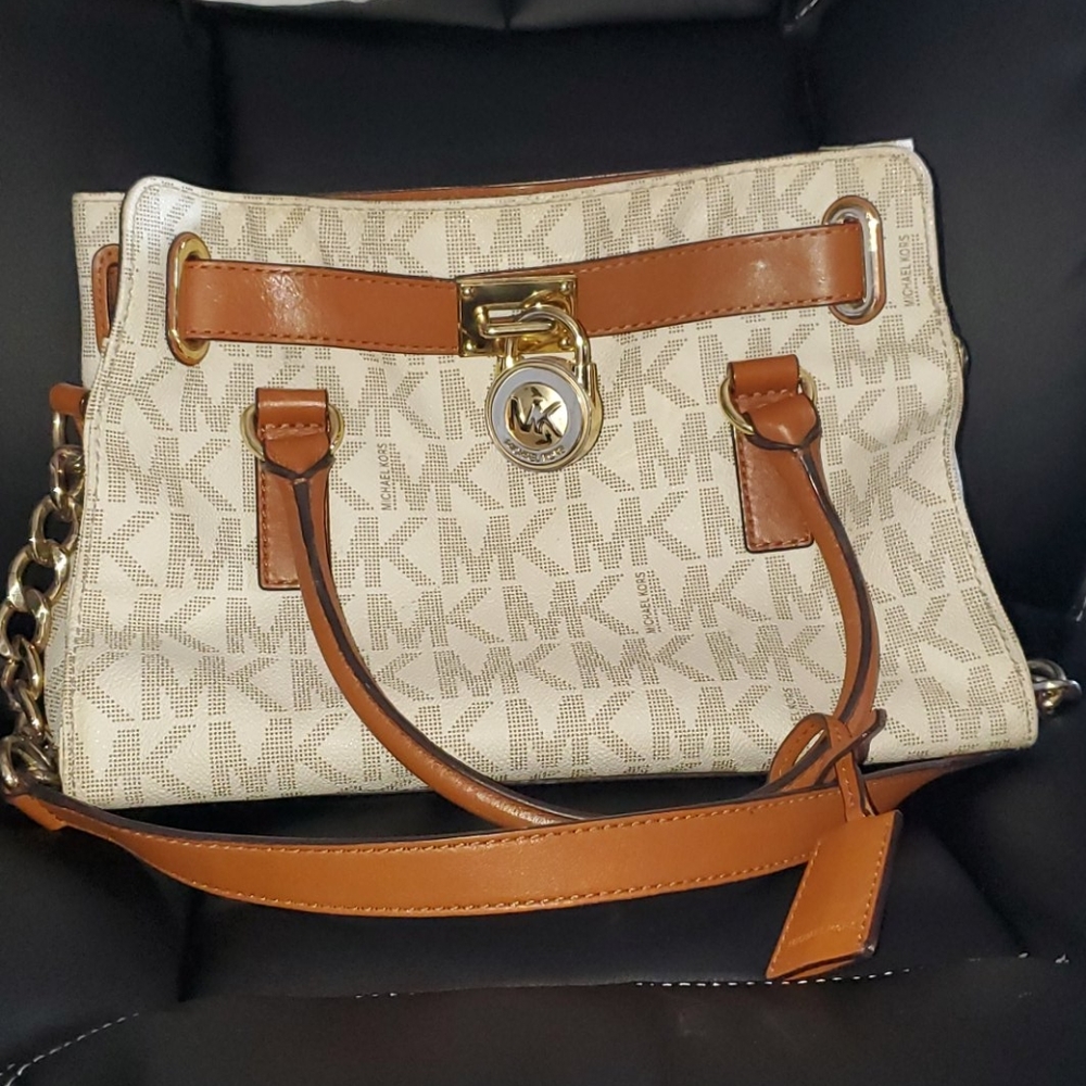 Michael Kors purse